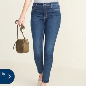 Old Navy Rockstar Super Skinny High Rise Jeans